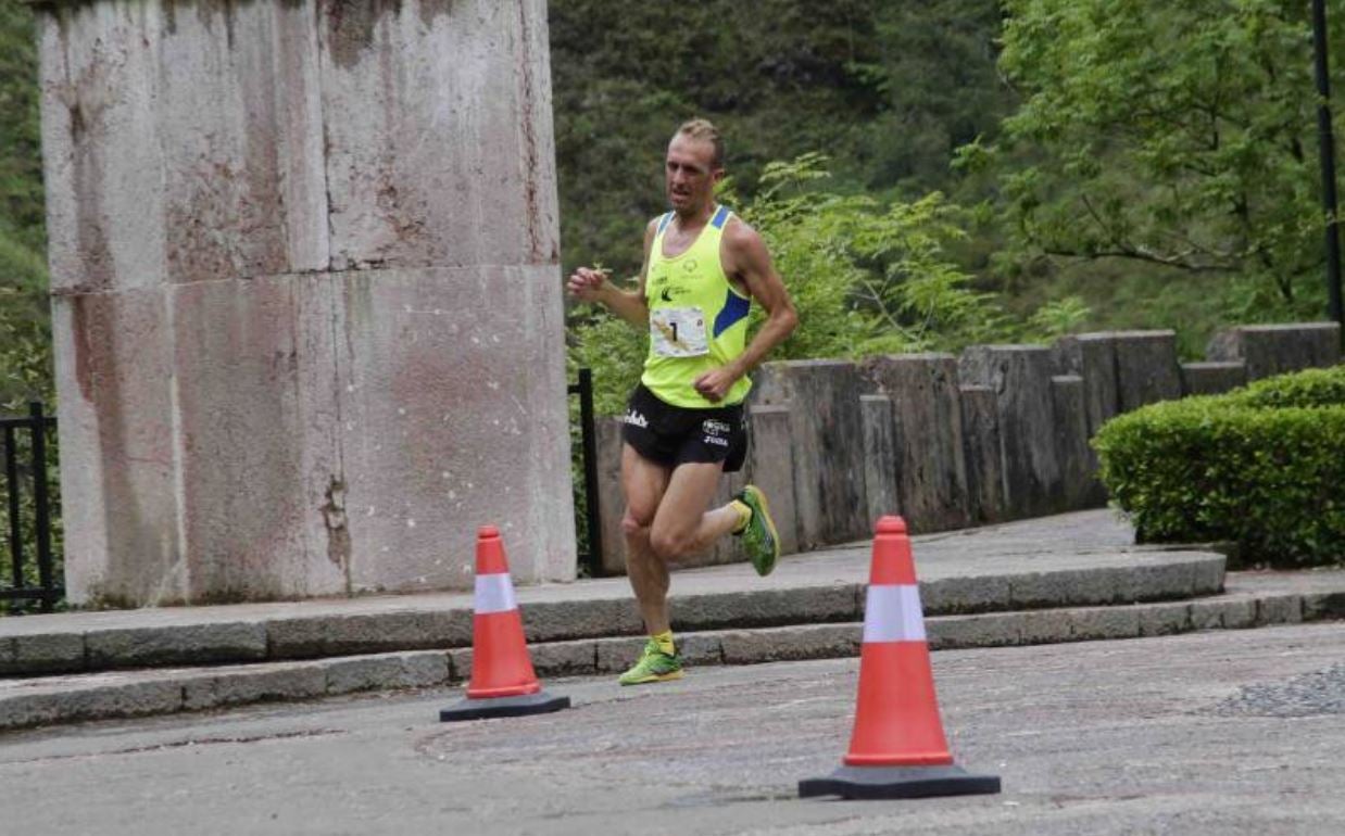 Sergio Sánchez pulveriza el récord de la Ruta de la Reconquista