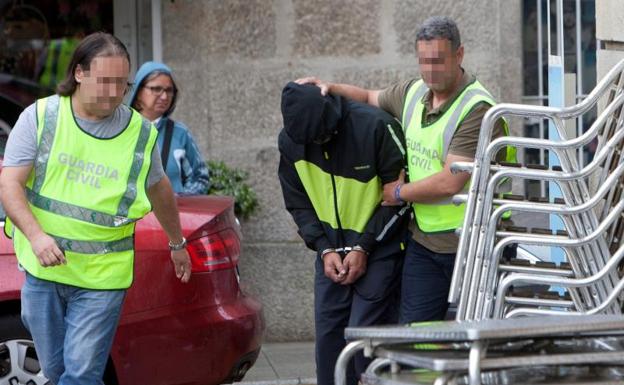 La Fiscalía pedirá prisión para el pirotécnico de Tui, detenido por segunda vez tras hallarse más zulos de explosivos