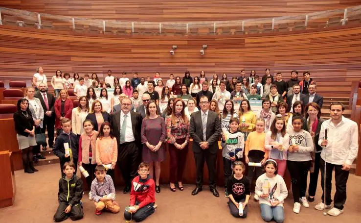 Entrega de los premios del Concurso Escolar de la ONCE en las Cortes