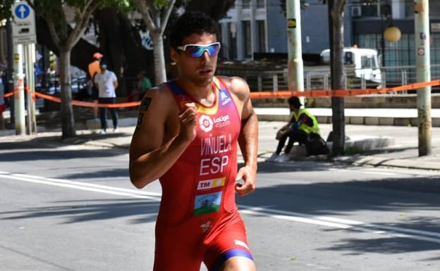 Notable actuación de Viñuela en la Copa del Mundo de Cagliari