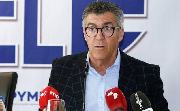 Fele reclama políticas de mejora del mercado laboral para formar a los profesionales que necesitan las empresas