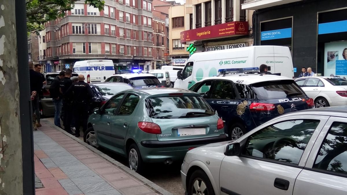 A tortas por aparcar