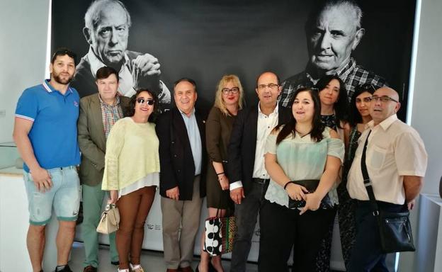 El Centro del Clima de la Vid acoge una muestra de Jonás Pérez y Eduardo Arroyo con 64 piezas