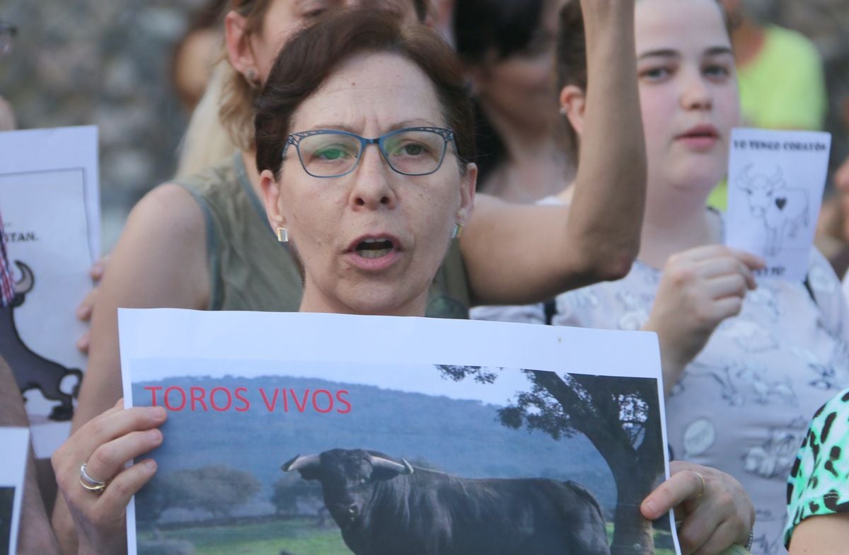 León se concentra contra los toros