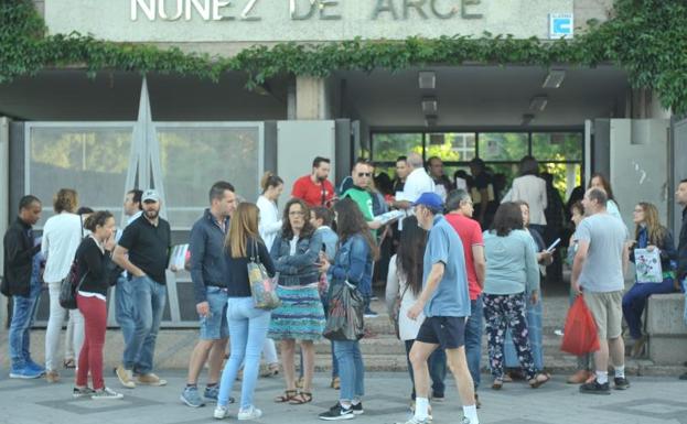 14.000 aspirantes a profesores de instituto afrontan las oposiciones en Castilla y León