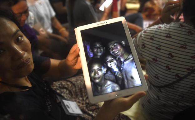 Localizados con vida los desaparecidos hace más de una semana en una cueva de Tailandia