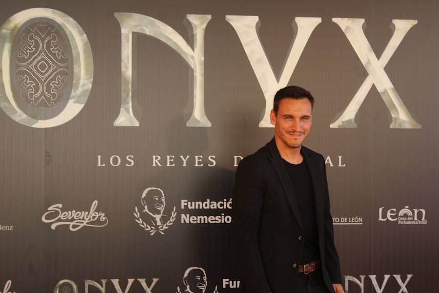 Alfombra roja de Onyx en León