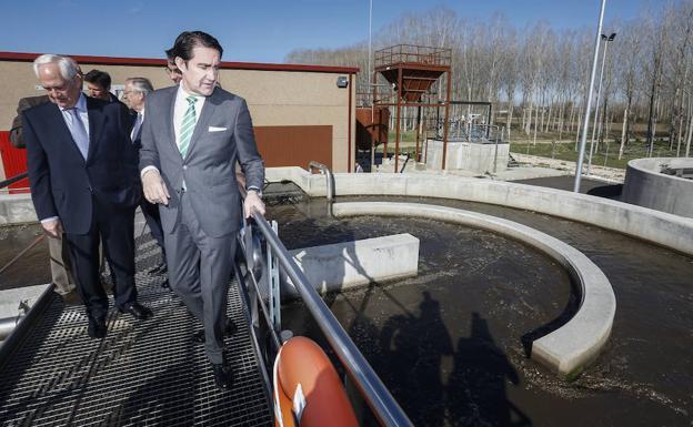 Ciudadanos pide explicaciones a la Junta por los vertidos fecales de la nueva depuradora de Onzonilla