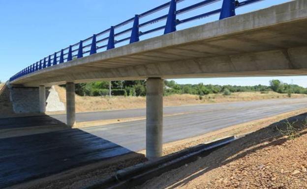 UPL no acudirá a la inauguración del nuevo tramo de la A-60 entre Puente Villarente y Santas Martas