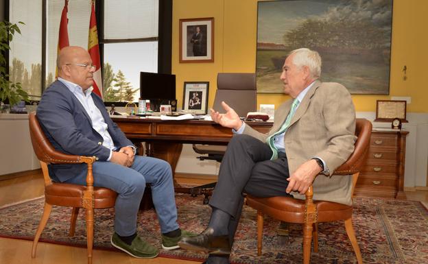 La Junta y la Subdelegación firman sellan su compromiso para trabajar por León