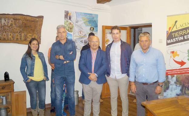Villablino inaugura una nueva Oficina de Turismo que permita reactivar la economía lacianiega