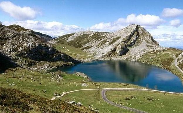La celebración del Centenario del Parque Nacional de Picos de Europa contará con encuentros espeleológicos