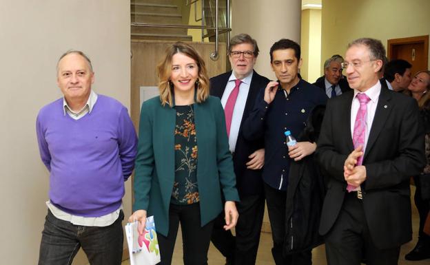 La Junta deberá mantener por ley la ayuda de reducción de jornada y excedencia