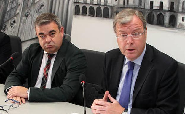 Ciudadanos materializa la ruptura con el PP tras no cesar al concejal investigado por corrupción y renuncia a presidir la Mesa de Contratación y a la vicepresidencia del Ildefe