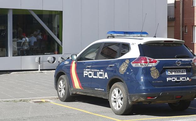 El acusado por la muerte a tiros de su esposa de Astorga pasa a disposición judicial