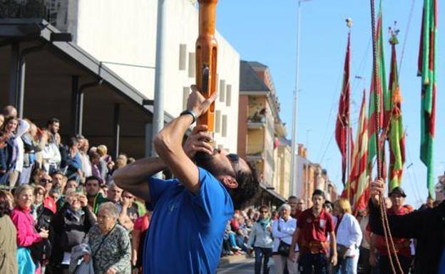 Trobajo del Camino acoge las fiestas en honor a Santiago