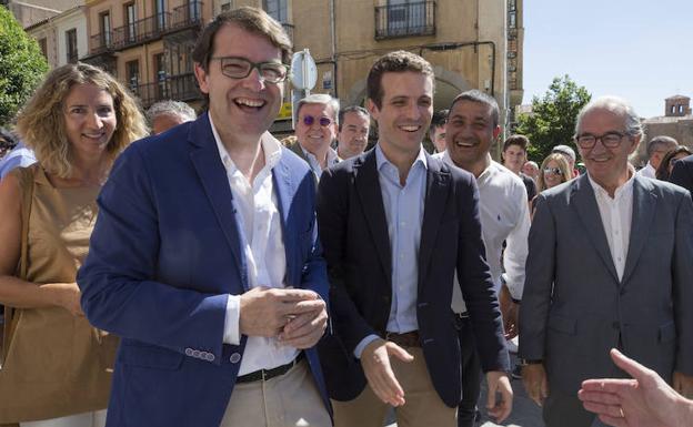 Pablo Casado refrenda a Mañueco al frente del PPCyL y le califica como «el mejor candidato posible para Castilla y León»