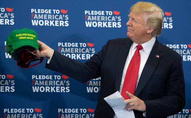 Trump amenaza con suspender las funciones del Gobierno si no respaldan su política migratoria