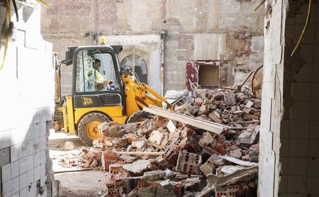 Las excavaciones en San Marcos sacan a la luz restos de una iglesia y un convento medieval