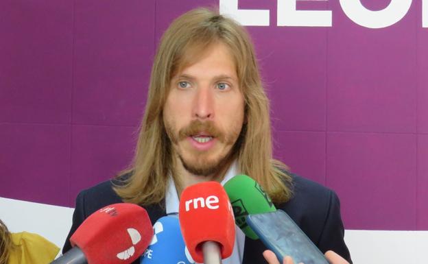Pablo Fernández exige el «cese inmediato» de Silván y Suárez-Quiñones