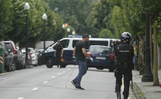 Cortan una calle en Gijón tras recibir un aviso de bomba