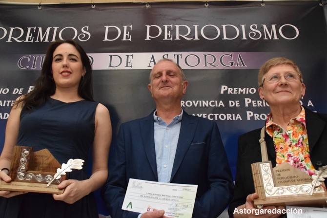 Astorga 'homenajea' al periodista Alberto Delgado con un acto institucional en el Salón de Plenos