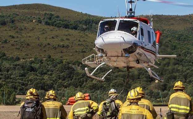 Controlados los dos incendios que se mantenían activos en Caldas de Luna y Burgo Ranero