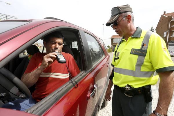 Tráfico intensificará los controles de alcohol y drogas por las fiestas del 15 de agosto