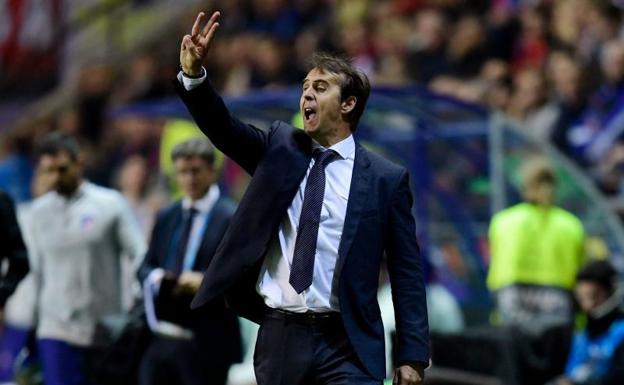 Lopetegui: «No creo que esta derrota deba cambiar la política de fichajes»