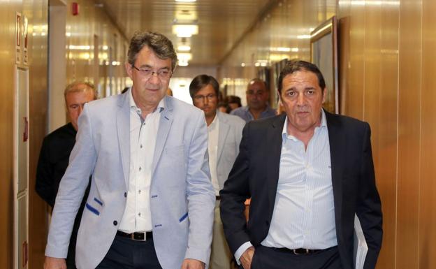 La Junta se compromete ante Majo a no reducir el número de médicos y consultorios rurales
