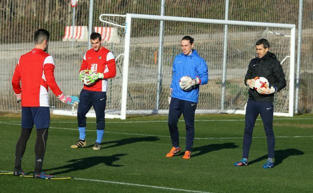 David Gómez continuará defendiendo la portería de la SD Ponferradina