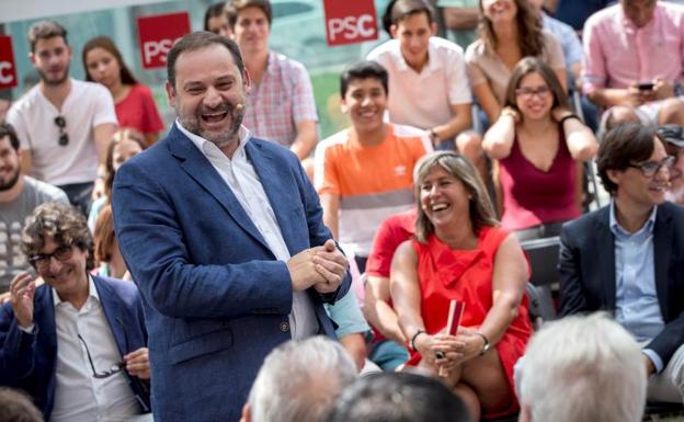 Ábalos avisa al soberanismo de que está dando «combustible» a la ultraderecha