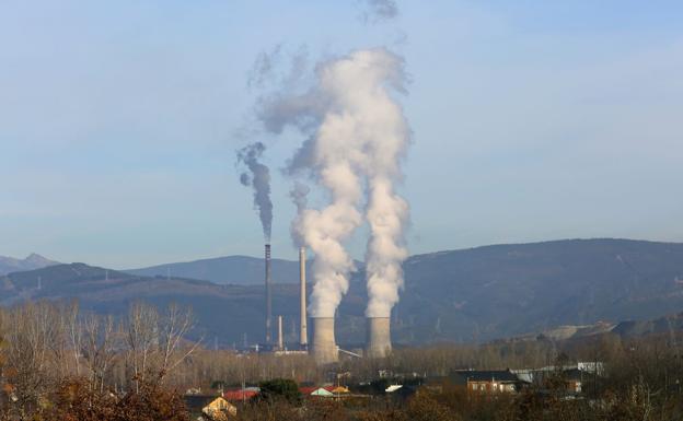 El PP busca garantizar la vida de Compostilla para asegurar 1.300 empleos que dependen de la térmica