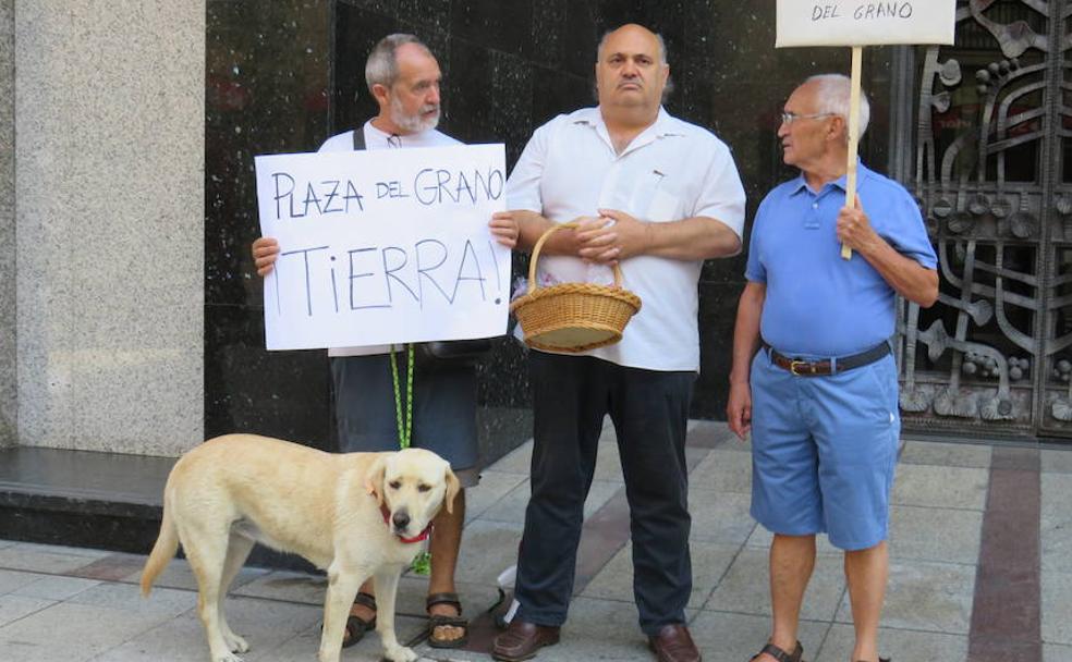 Oro, incienso y 'tierra' para el Grano