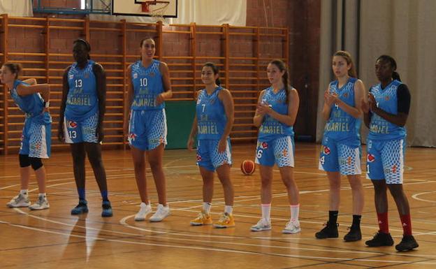 Embutidos Pajariel Bembibre se estrena ante su afición repitiendo frente a Baxi Ferrol