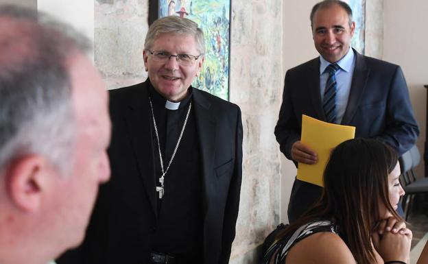 La víctima del cura de Zamora ve decepcionante la pena del Vaticano