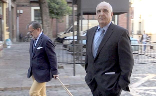 La Audiencia suspende 'sine die' el juicio contra Victorino Alonso y admite a trámite un recurso de CMC