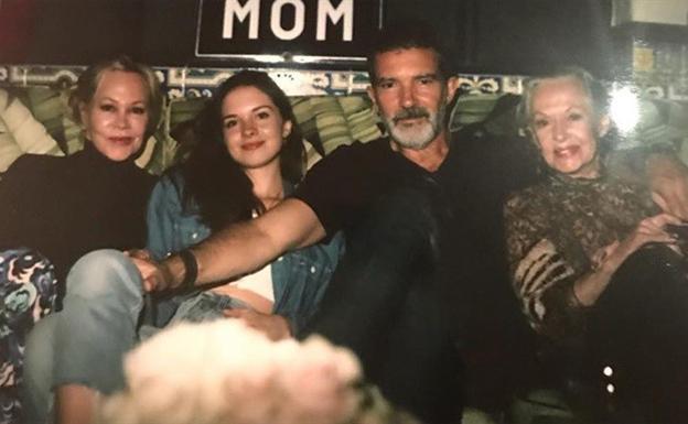 Antonio Banderas y Melanie Griffith celebran juntos el cumpleaños de su hija Stella