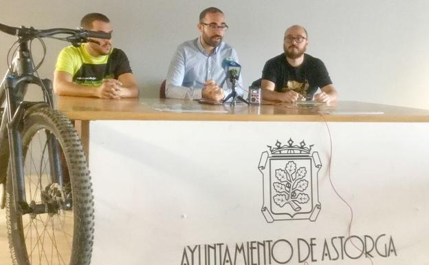 Astorga organiza la IV October Bike con la participación 200 ciclistas