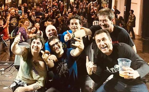 El Gran Café se viste de Rock and Roll leonés