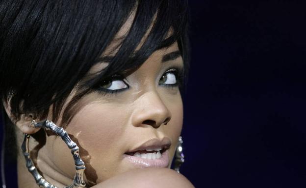 Cae una banda que robó a Rihanna y tenía planes para LeBron y Matt Damon