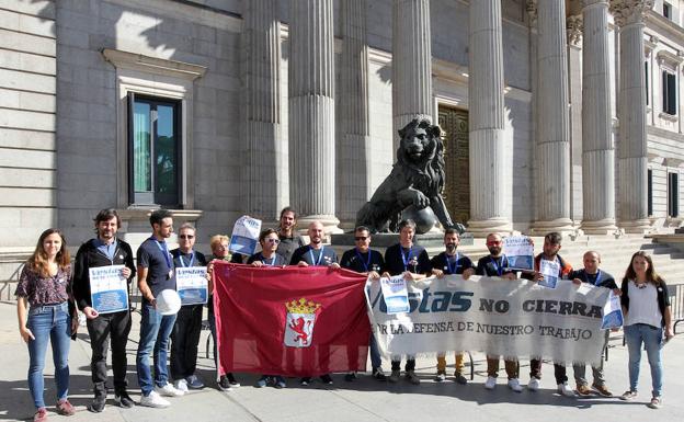 Podemos exige a Vestas la devolución de los terrenos y al Gobierno «mano dura» contra las multinacionales