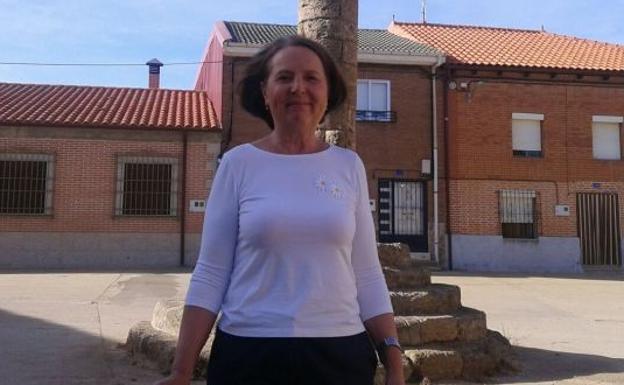Consuelo Morán, la profesora de la ULE que cobra seis euros por ser alcaldesa de su pueblo