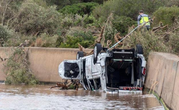 «Van a aparecer muchos más cadáveres», advierte un ingeniero de Noreña residente en Mallorca