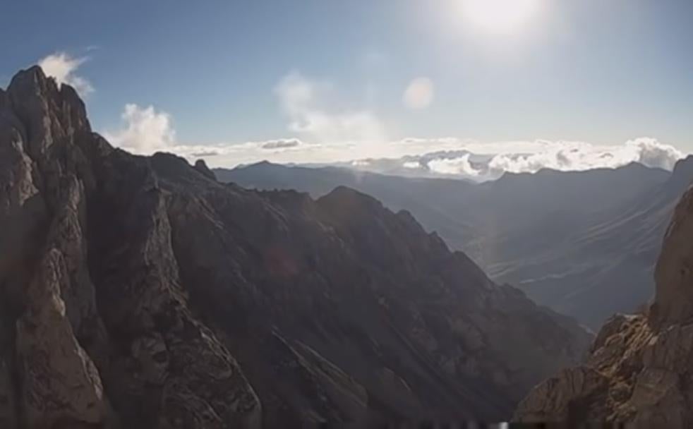Un atardecer entre los Picos de Europa