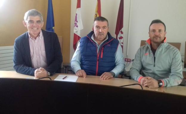 Sariegos y el Ademar mantienen su apuesta por el balonmano