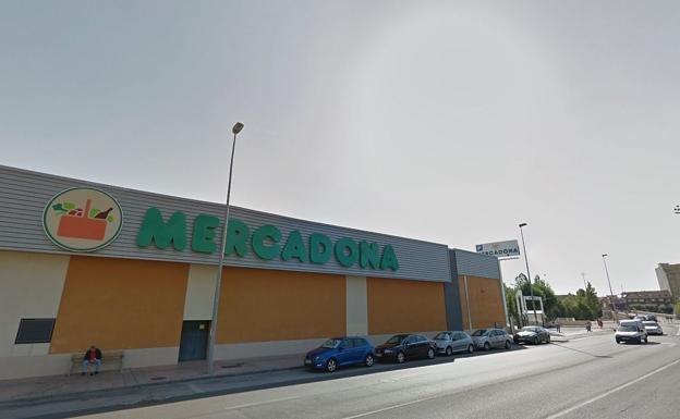 Mercadona invertirá dos millones en la reforma de su súper de La Lastra