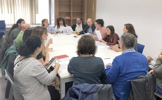 León crea una mesa para trabajar por la plena integración del pueblo gitano y luchar contra la discriminación