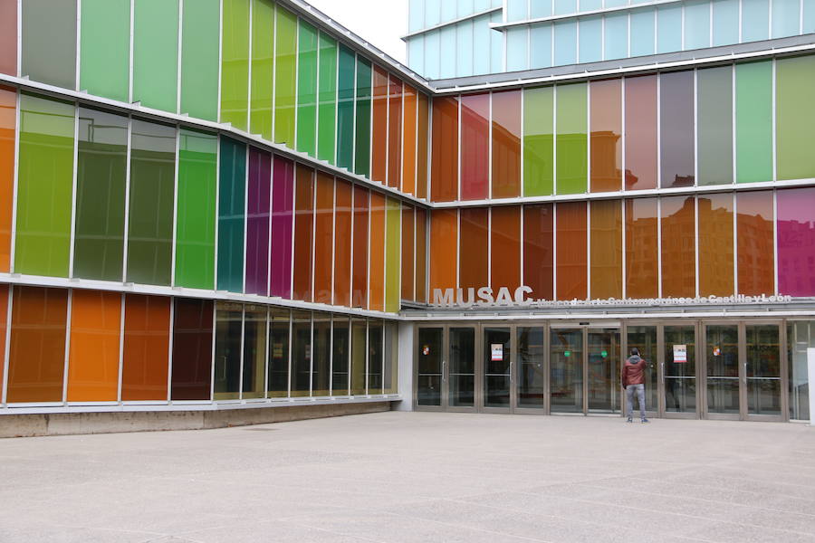El MUSAC acoge tres nuevos proyectos expositivos