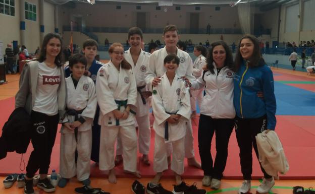 Dos oros, una plata y un bronce para el Kyoto en el Internacional de Villares